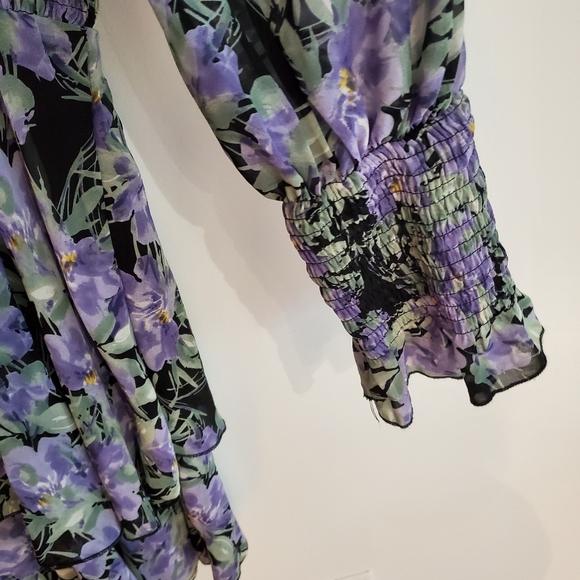 Lantern Sleeve Shirred Waist Ruffle Dress - New - Picture 9 of 12